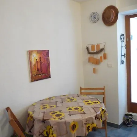 Maison De Charme - Proche Toutes Commodites *