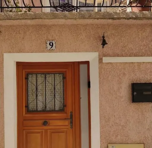 Maison De Charme - Proche Toutes Commodites *